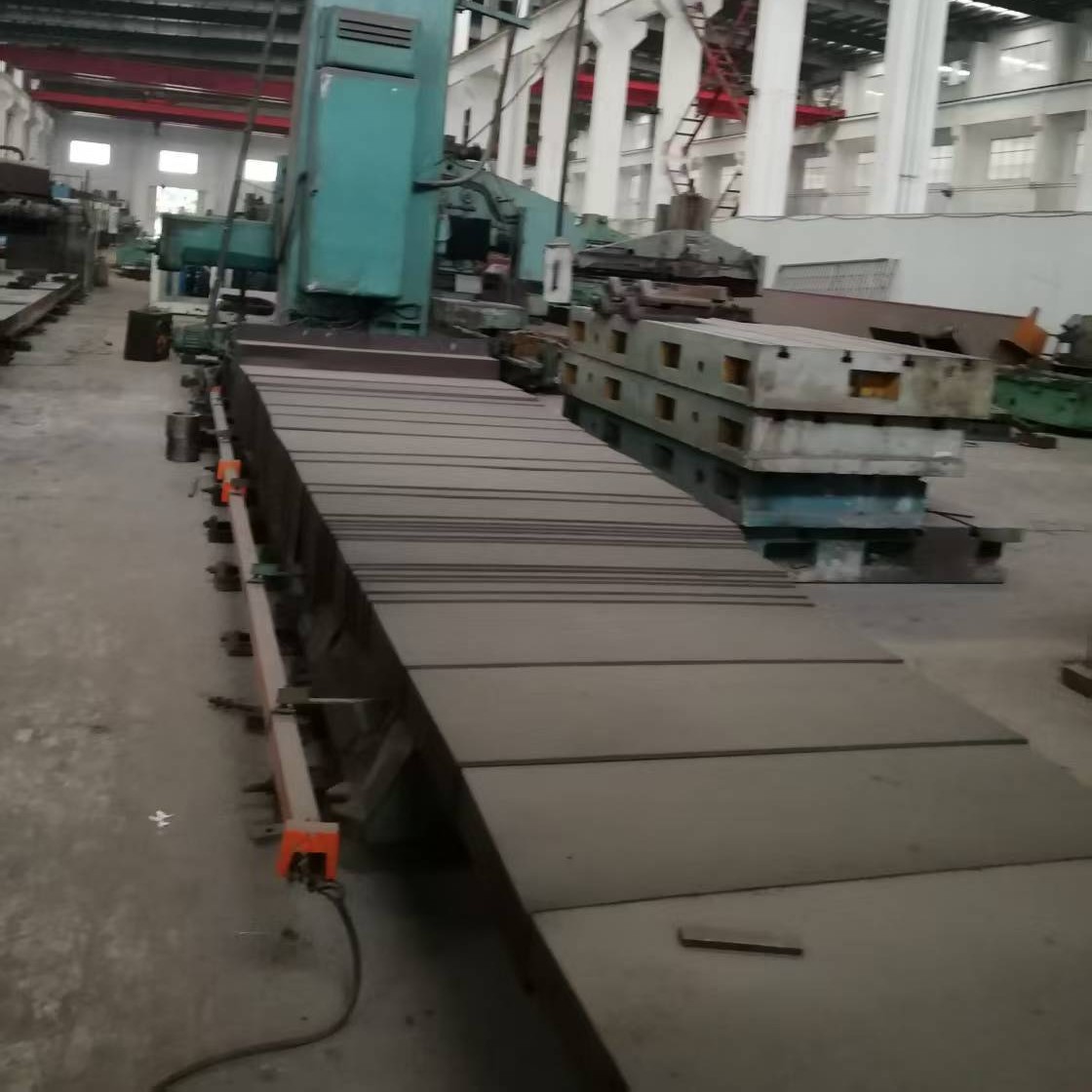 二手落地镗TH611x12米中捷，加工高度1.75米，加工长度12米