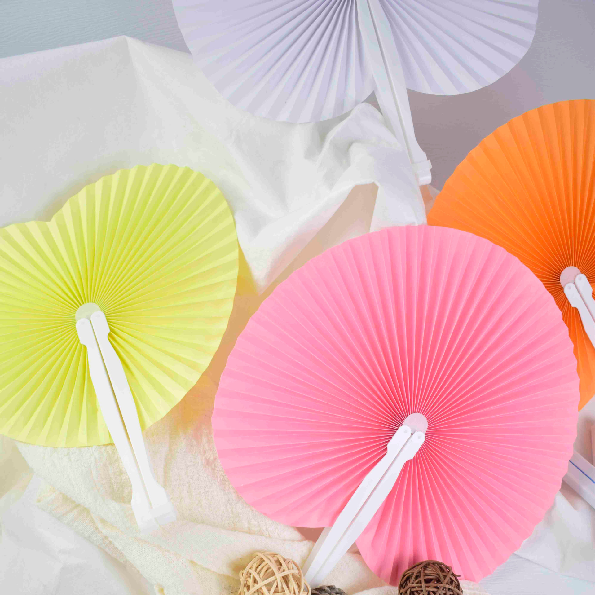 Ventilador de mano redondo plegable retráctil estilo chino boda regalo de mano publicitaria impreso ventilador publicitario