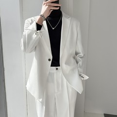 秋の新型軽熟風白色高級感スーツ上着男性のゆったりとしたカジュアル感のあるごろつきのハンサムなスーツのコート