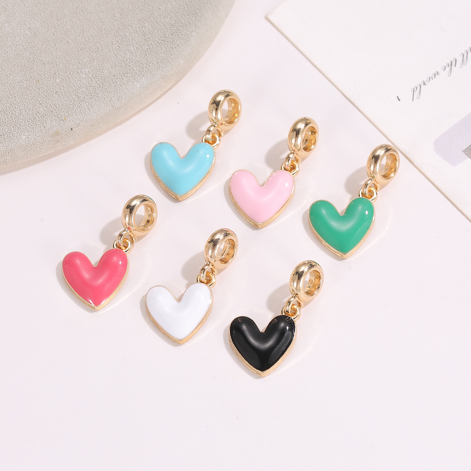 Alloy Material Heart Shape Pattern Enamel Design 1 Piece Alloy Heart Shape Pendant
