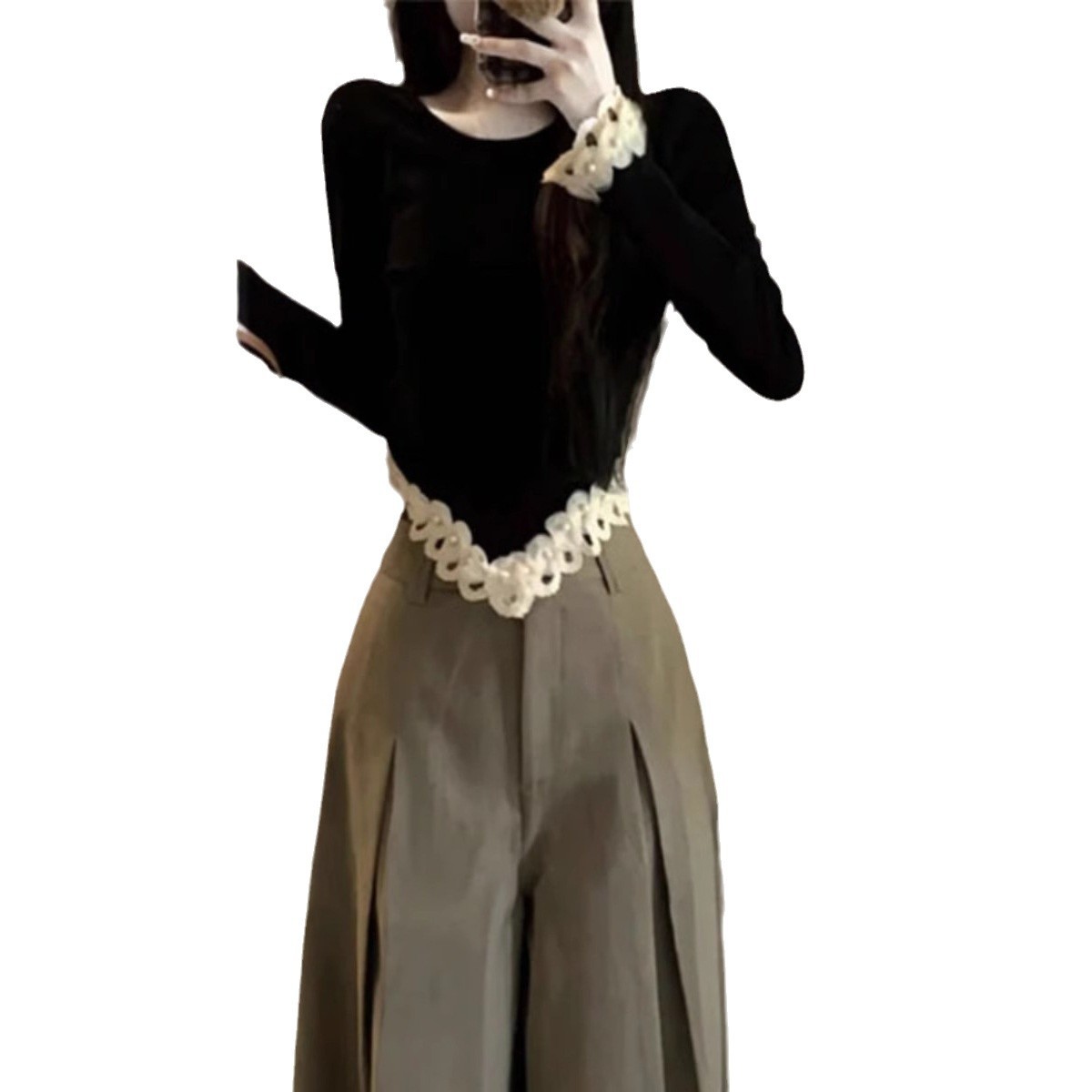 베이스 셔츠가있는 하이 엔드 블랙 긴팔 티셔츠 여성의 가을과 겨울 2024 새로운 디자인 센스 니쉬 쇼트 탑