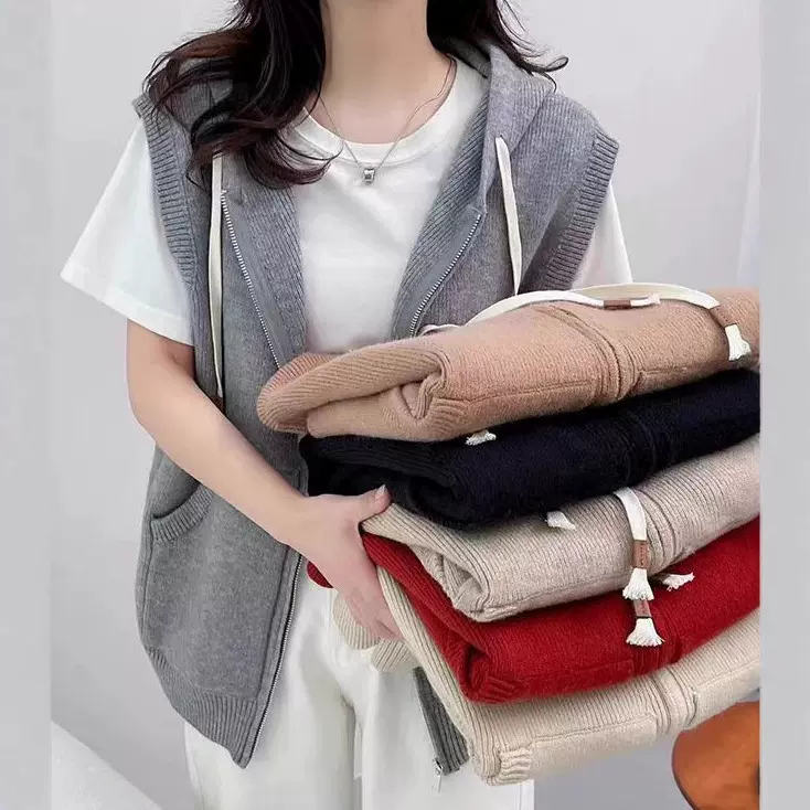 韩系秋冬新款高级感外穿连帽毛衣背心外套马夹拉链针织马甲女开衫