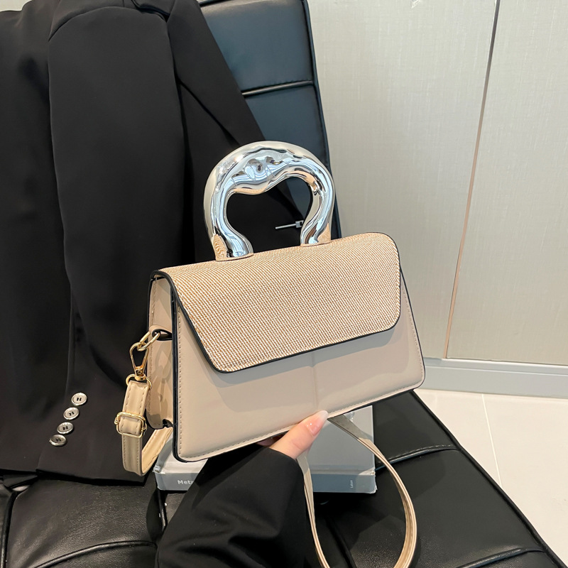 2025 nuevo estilo de estilo simple bolso personalizado estilo de moda estética de viaje de hombro bolso de mochila