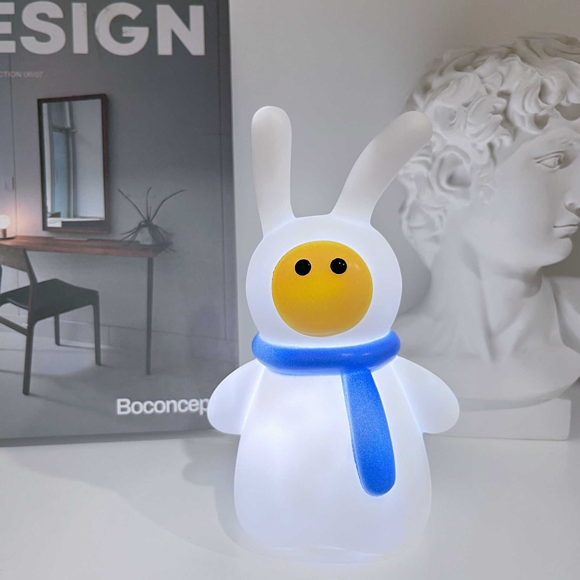 긴 귀 토끼 블루