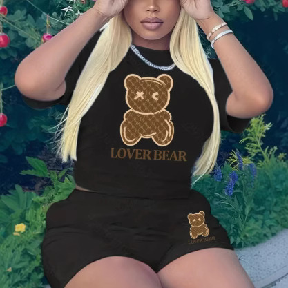 European and American-style women's printed sportswear set: letter-printed short-sleeve top with crew neck, paired with matching short pants—perfect for fall and winter, available in plus sizes.