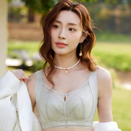 调整型文胸;无钢圈文胸;胸垫、插片