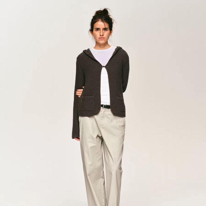 Alright then, pineapple-patterned cardigan, 100% wool, regular shoulder fit, fitted waist, single-button knit cardigan