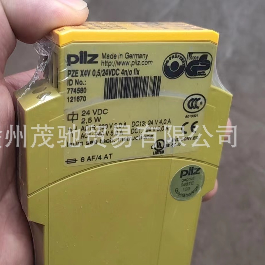 皮尔兹PNOZ安全继电器PiIZ X4V 774580 774581 774586 全新议价