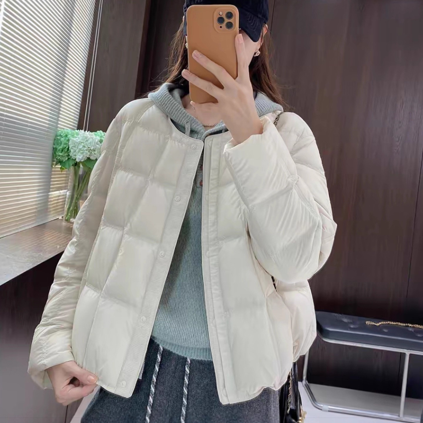 Down Jacket Women's 2025 Autumn and Winter New Korean Style Loose Casual Versatile Thickeneded Warm White Duck down Jacket Top