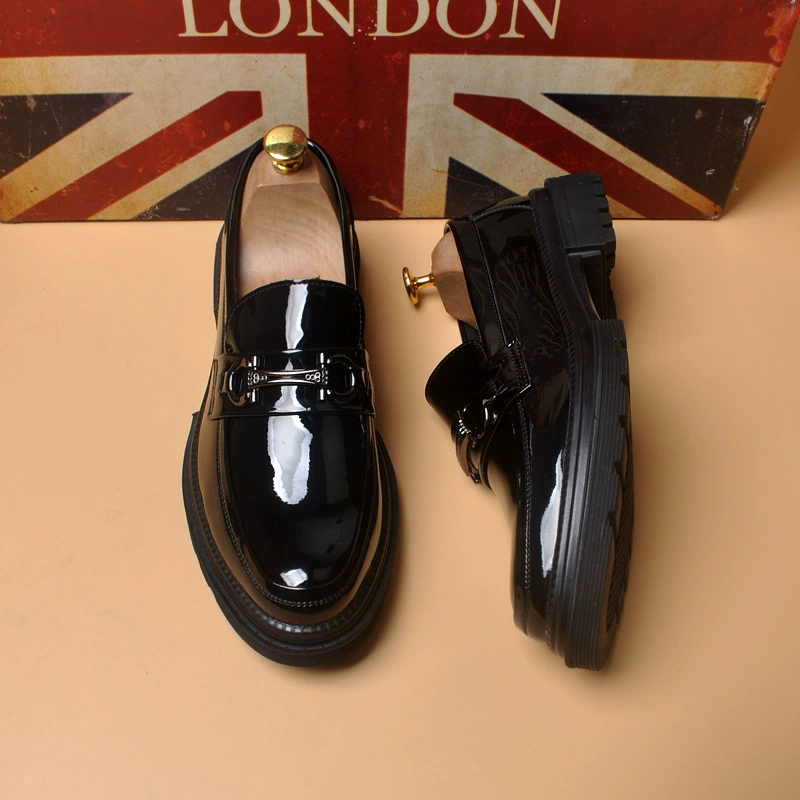 Новые мужские толстые подошвы, чтобы увеличить повседневную лакированную кожаную обувь