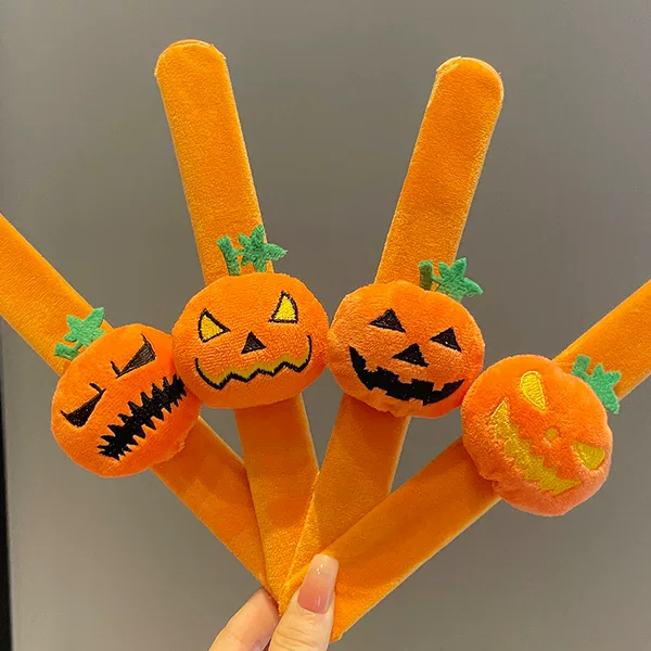 Halloween Decorative Bracelet, Creative and Funny Pumpkin Head Snap Ring, Plush Spider Snap Ring Activity, Kidsren's Gift