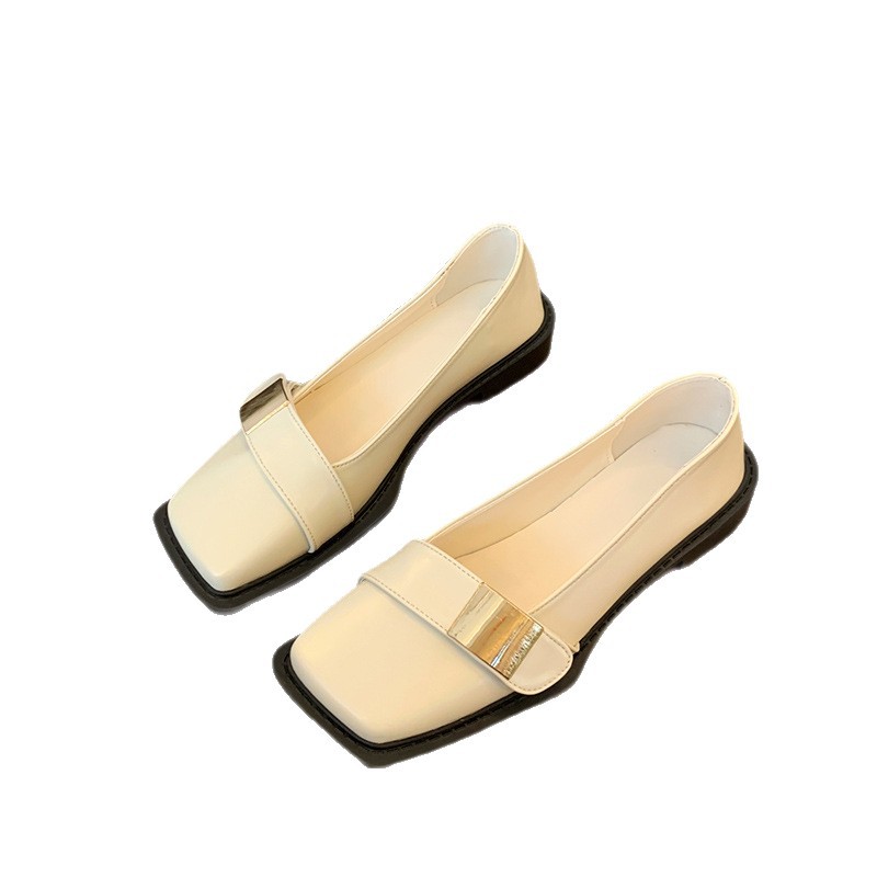 Fashionable retro shoes
