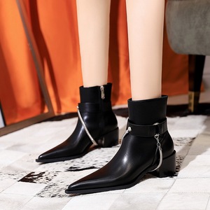 009-29 Chelsea Boots Women's Euro American Ins Fashion Metal Chain Martin Boots Pointed Thick Heels Slim Short Boot