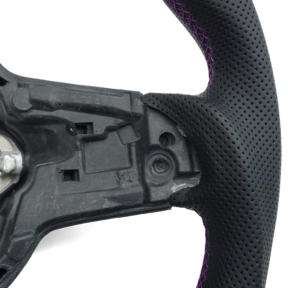 Suitable for Golf 7 7.5 GTI carbon fiber RLINE sports steering wheel with purple stripe and purple return-to-center mark