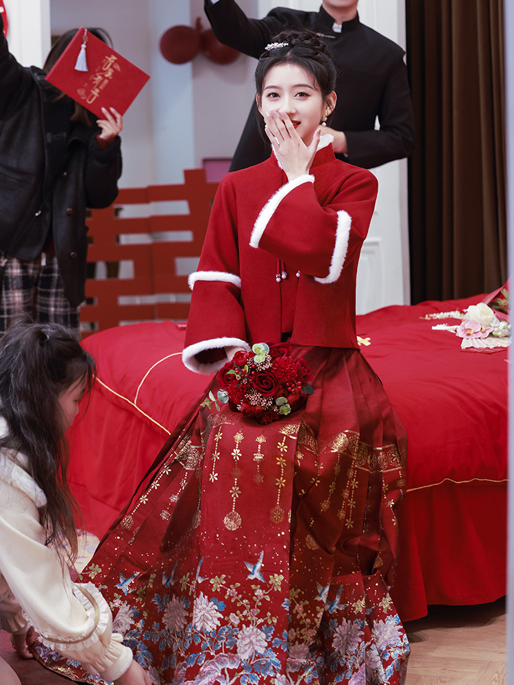 Wine Red Top + vest skirt two-piece set