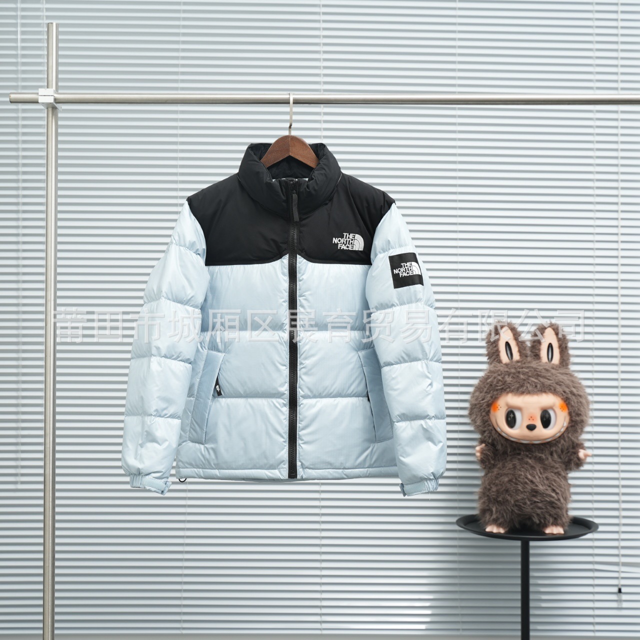 Beijiao2026 otoño y invierno nuevos productos Beijiao1996 cara brillante gran chaqueta de plumón a cuadros temperamento de pan cálido