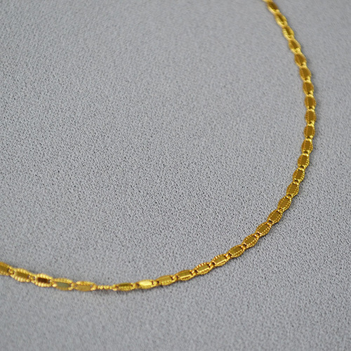 French-style retro lace floral edge brass gold-plated minimalist simple chain stackable Instagram short pendant necklace clavicle chain for women