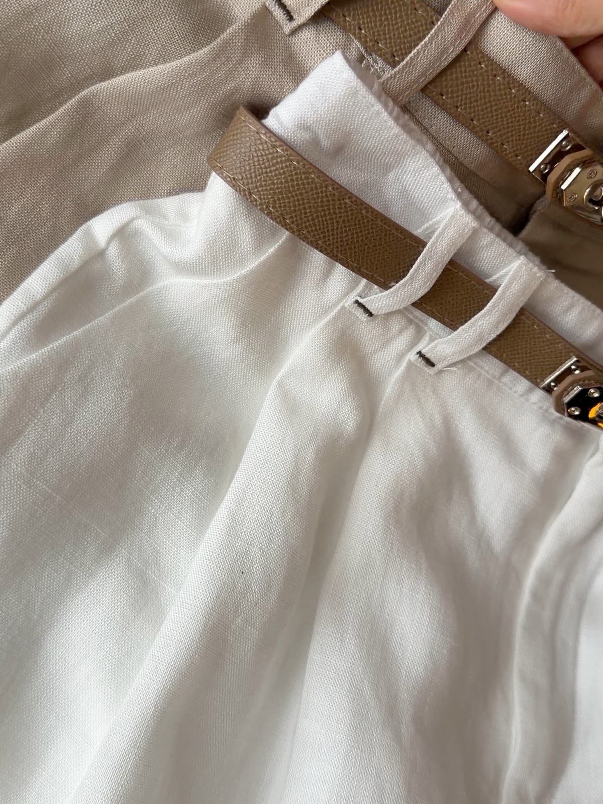 Quần short nữ ống rộng cạp cao chất liệu cotton pha linen phong cách lão tiền phong — Tiền cũ