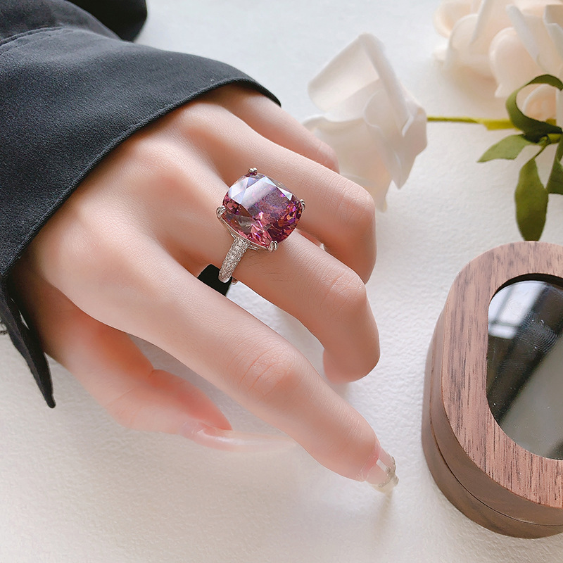 2024 nueva joyería Zhuang Shengsheng fondo de cobre chapado en oro simulación nido de pájaro corte anillo de moda mujer al por mayor 16*16