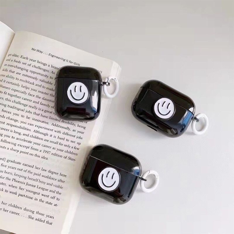 Aplicable a Apple personalidad blanca sonriente suave caso negro AirPods4 caso de auriculares bluetooth 2 generación 3 generación simple moda