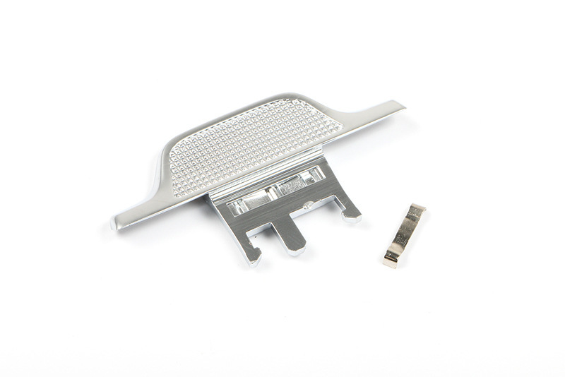 Suitable for Mercedes-Benz S-Class Air Outlet Paddle S400 Central Air Conditioning Air Outlet Bright Strip S450 S480 Grille Buckle