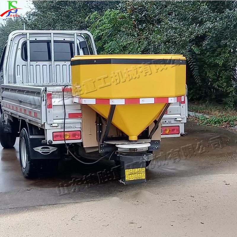 Esparcidor de agente de fusión de nieve montado en el vehículo pequeña máquina de propagación de hielo de invierno y pavimento de nieve equipo de propagación de arena