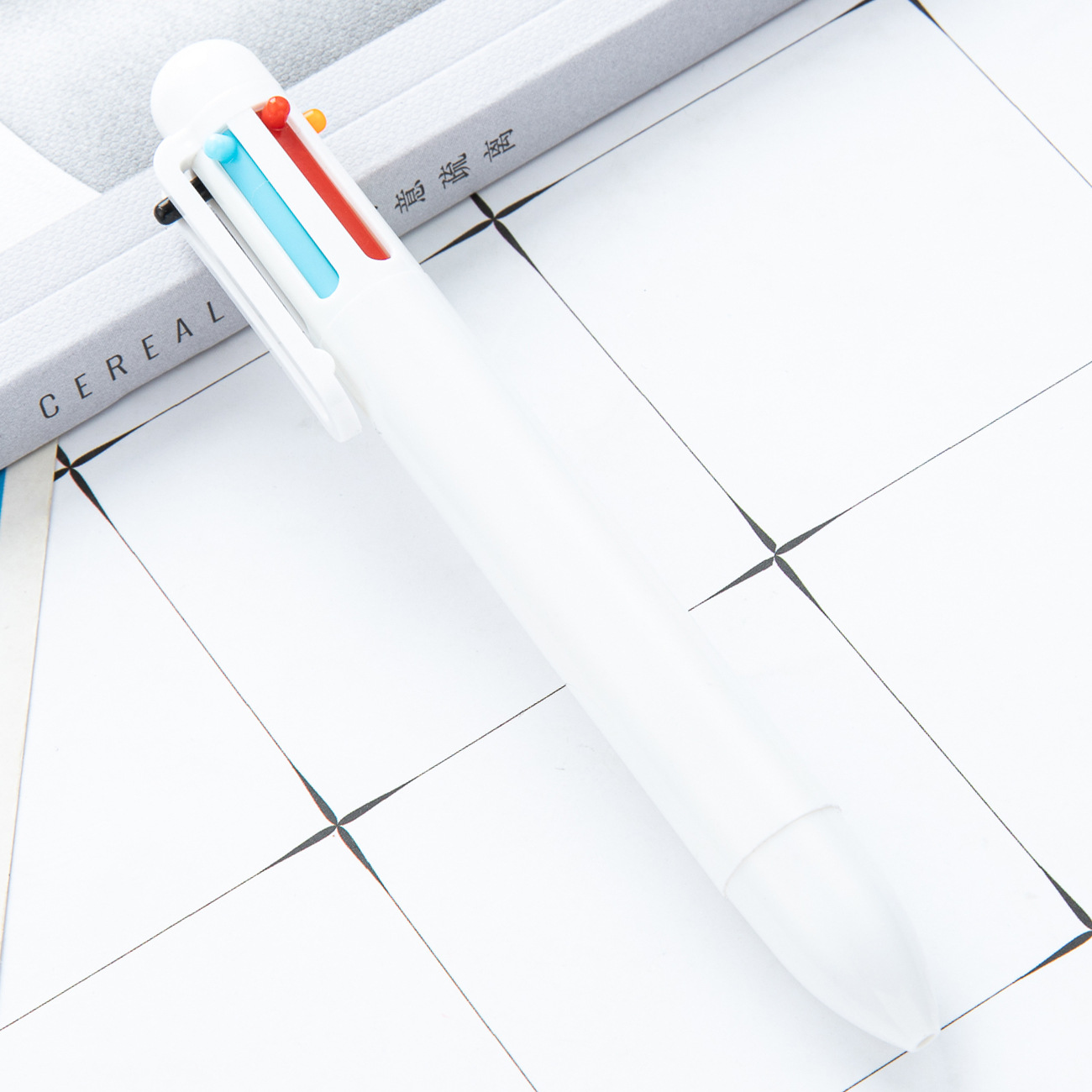 Bolígrafo de plástico multicolor creativo tipo de prensa 6 colores en uno bolígrafo de color para estudiantes papelería bolígrafo multifuncional