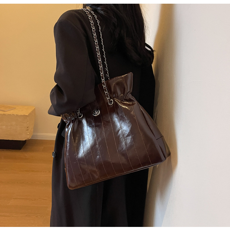 Retro dames schoudertas grote capaciteit lederen handtas_voghion.com