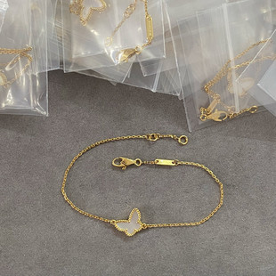 �¿��ؐĸ����������Ů�G��ʯ�߼��Еr�и߶�õ���ٴ��i���