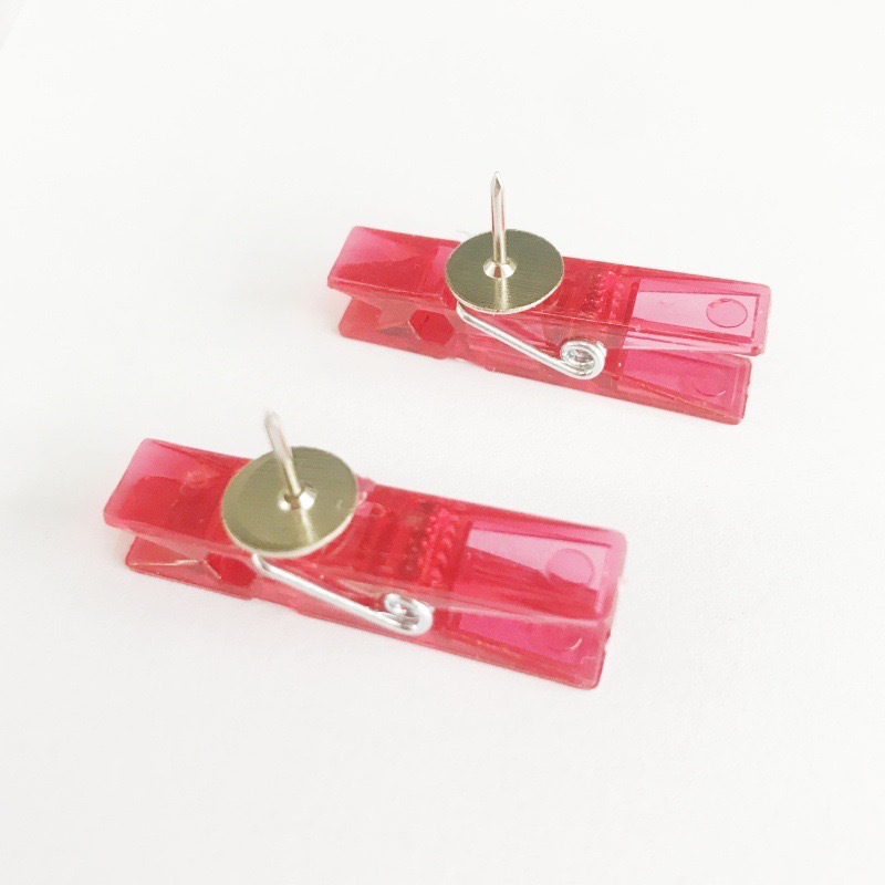 3.5*0.7cm 플라스틱 클립 압정-투명 빨간색