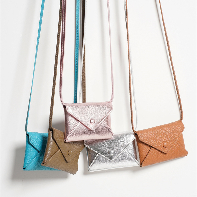 A Pack of Five Versatile Korean-Style Mini Crossbody Bags, Waist Bags, Neck-Hanging Envelope Card Holders, Lipstick Bags, Coin Purses, and Versatile Accessories