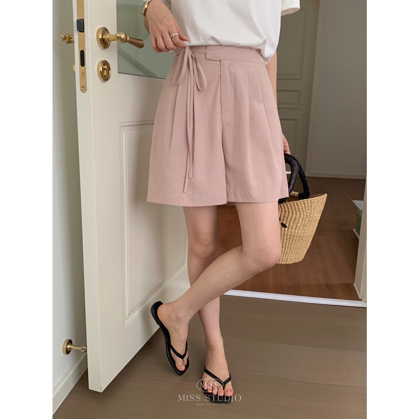 MISS STUDIO 2024 Summer Korean Style Simple Loose Side Strap Tencel Casual Shorts Women's W3328