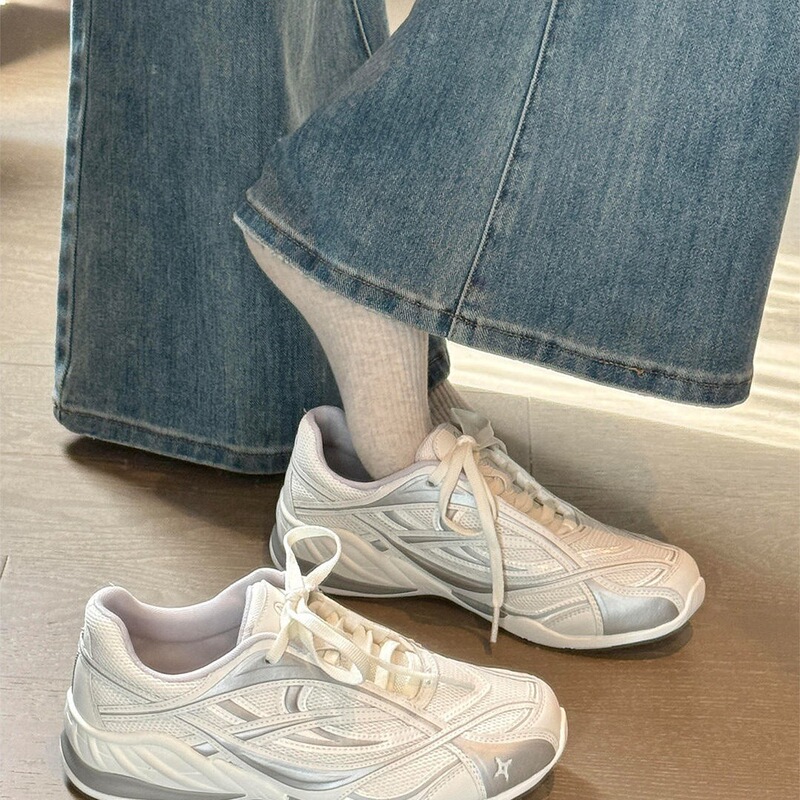 Running Shoes for Spring, Stylish Women's Shoes, Student Casual Sports Shoes, White Shoes, Flat-Soled, Lightweight, New Casual Style Running Shoes for Spring, Stylish Women's Shoes, Student Casual Sports Shoes, White Shoes, Flat-Soled, Lightweight, New Casual Style