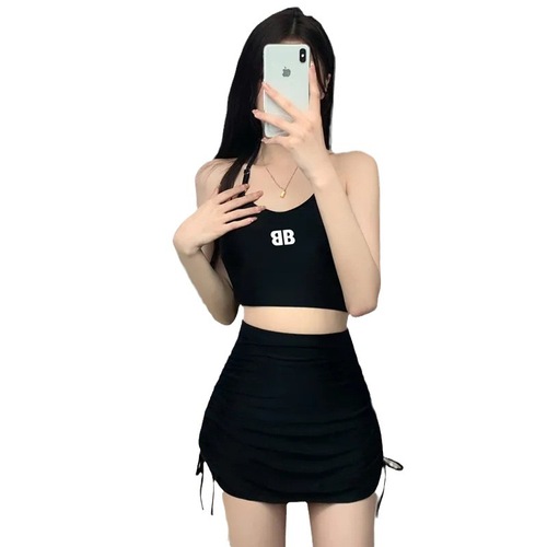 New split three-piece swimsuit for women, long-sleeved cover-up, slim and fashionable swimsuit, high-waisted hot spring resort swimsuit