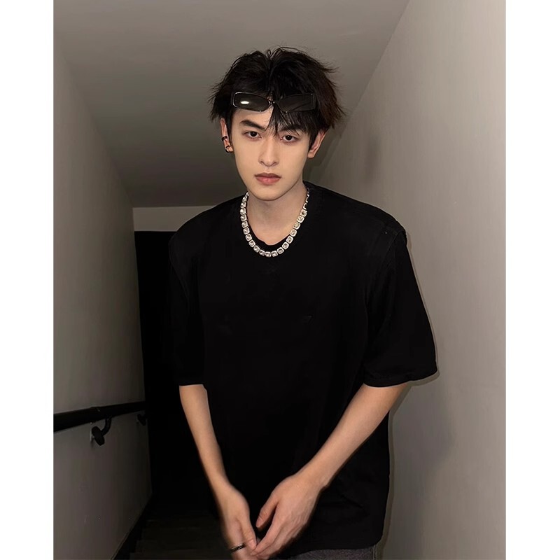 American Heavyweight Shoulder-Padded Short-Sleeved Men's Summer Cleanfit Pure Black Right Shoulder T-Shirt High-End Combed Cotton Half-Sleeve American Heavyweight Shoulder-Padded Short-Sleeved Men's Summer Cleanfit Pure Black Right Shoulder T-Shirt High-End Combed Cotton Half-Sleeve