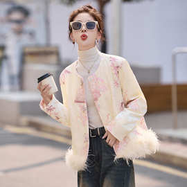 新中式国风刺绣羽绒服女2025冬季新款洋气减龄圆领百搭白鸭绒外套