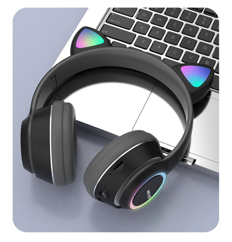 新しいかわいい猫の耳のイヤホンrgbの走馬灯の無線のヘッドセット式のbluetoothのゲームのイヤホンはカードを挿して通用することができます。|undefined