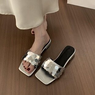 High-end Low-heeled Elegant Slippers Women's Summer Wear 2024 New French Niche silver Sequin Sandals