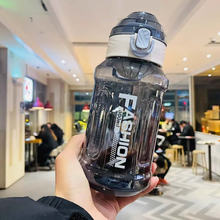 �¿�W�t���ϱ������wֱ���ˤ�͟Ꭷ�̶��\��ˮ����Ů��̫�ձ�