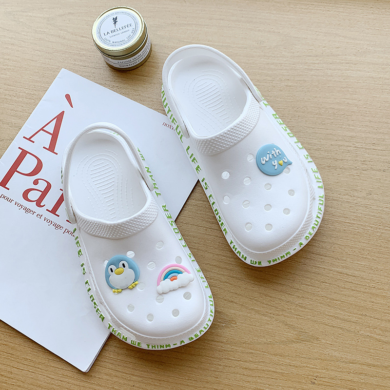 Zapatos con agujeros para mujer Xia ins marea suela gruesa Baotou zapatos de enfermera antideslizantes zapatos de oficina transpirables de moda sandalias y zapatillas para mujer