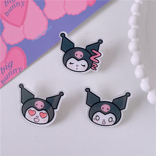 Cute Kuromi brooch girl heart decorative pin badge small pendant cartoon expression trinket