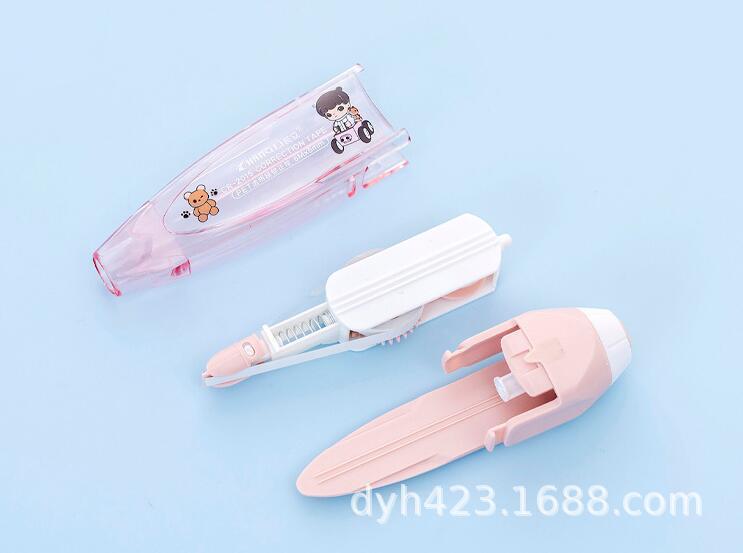 CR-2015按动可替换芯修正带 展9.jpg