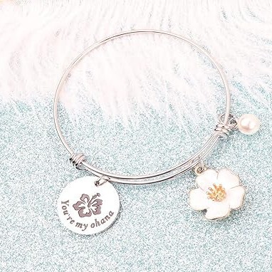 Amazon Hibiscus Flower Pendant Bracelet, a Gift for Mother, Aunt, Grandmother… Bracelet Amazon Hibiscus Flower Pendant Bracelet, a Gift for Mother, Aunt, Grandmother… Bracelet