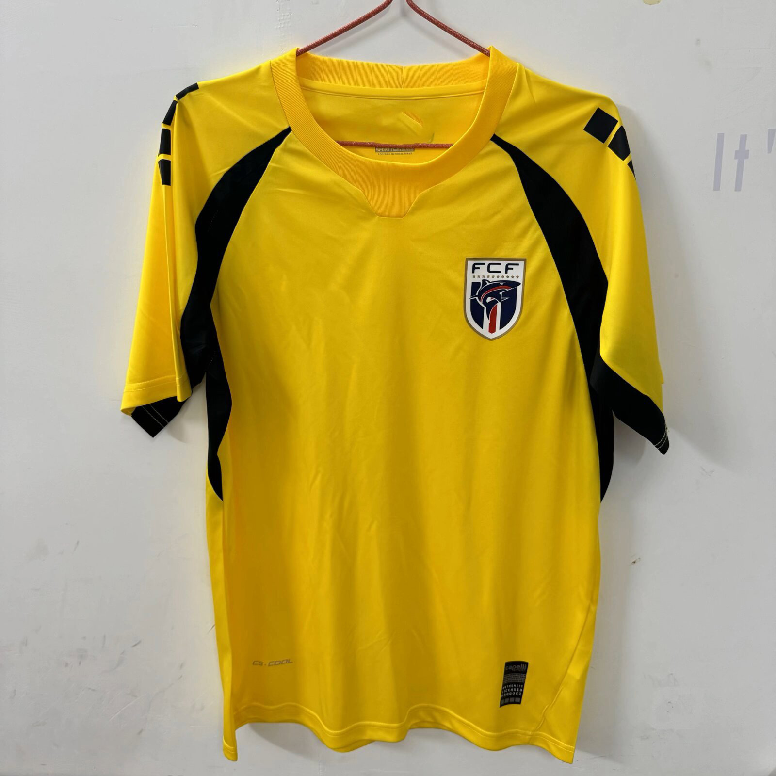 26 - 27 portero de Cabo Verde