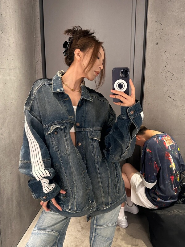 天井品質 25SS パリのトレンディな新しい BLCG ダメージ加工デニム スプライス ジャケット、男性と女性用、同じトレンディなスタイル|undefined