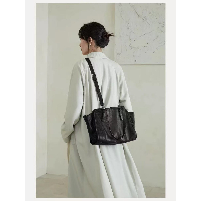 Vegetable-Tanned Cowhide Leather Bowling Bag Retro Large Capacity Commuter Laptop Bag Women's Shoulder Crossbody Bag - Thumbnail 2