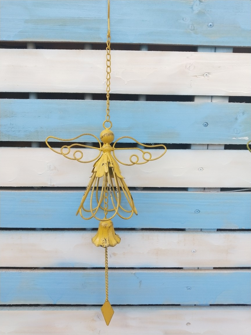 16409245393_660206108