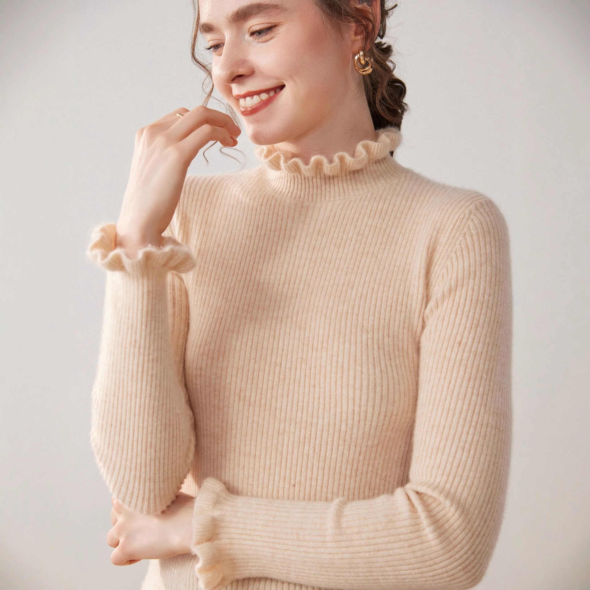 25 Autumn New Style Women's Half-Turtleneck Cashmere Sweater with Ruffle Collar and Wool Lace Trim