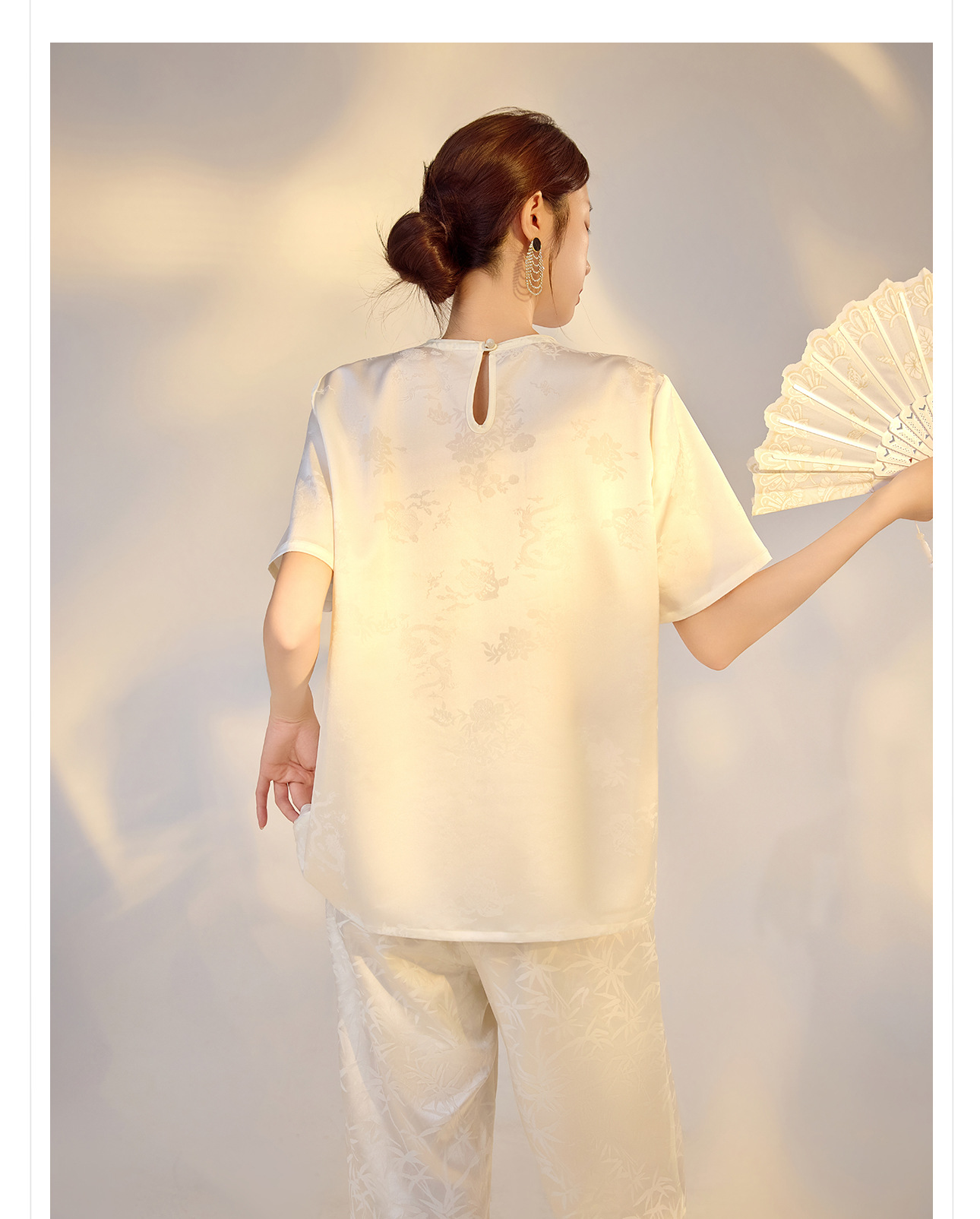 Áo thun nữ tay ngắn lụa tơ tằm jacquard trơn thiết kế đơn giản ZX M400 — Màu trắng chi tiết 12