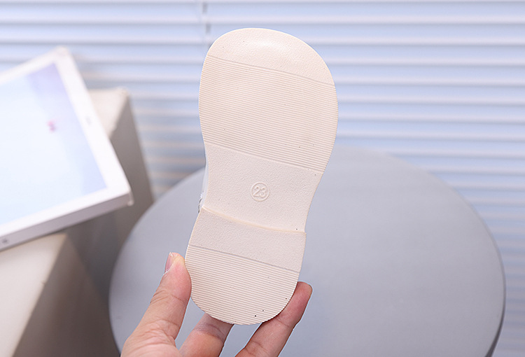 Kurze 2024 Winter Neue Koreanische Ausgabe Mädchen Martin Mode Baby Baumwolle Mittlere und Kleine Kinder Warme Lederstiefel_voghion.com